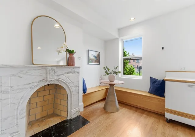 Homes for sale in Boston, MA | 131 Mount Vernon St #2, Boston, MA 02108 | MLS# 73517422