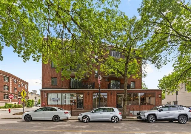 1st image of 26 W Wyoming Avenue #2D, Melrose, MA 02176 | MLS# 73524322