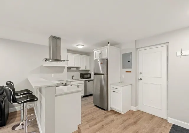 4th image of 26 W Wyoming Ave, Melrose, MA 02176