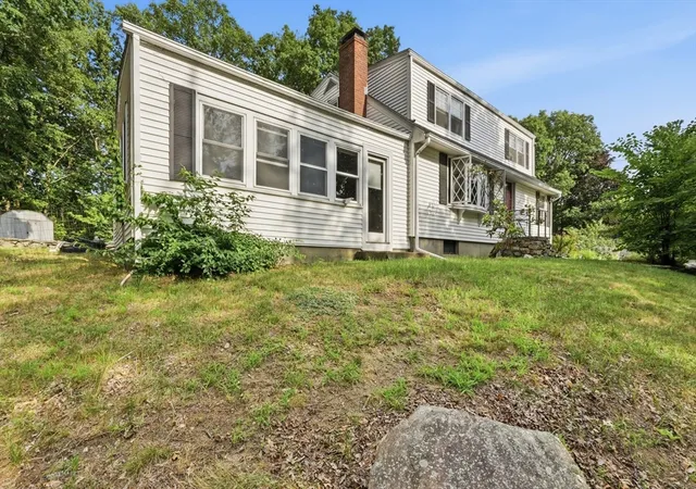 Homes for sale in Westborough, MA | 28 Spring Rd, Westborough, MA 01581 | MLS# 73548825