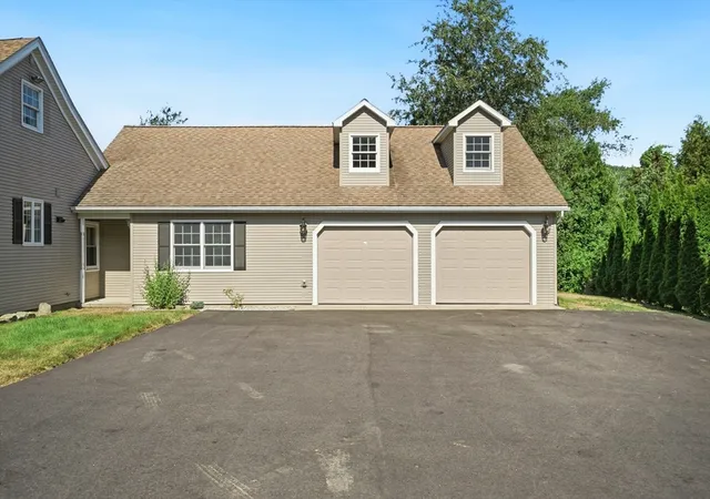Photo 3 of Sale Pending at 129 Upper Hampden Rd, Monson, MA 01057 | MLS# 73551976 | Listing updated on 2026-08-11