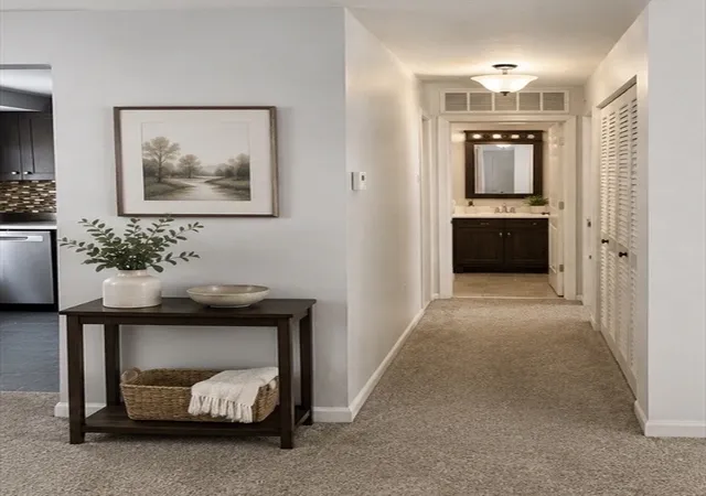 5th image of 46 Nassau Dr #46, Springfield, MA 01129 | MLS# 73565450