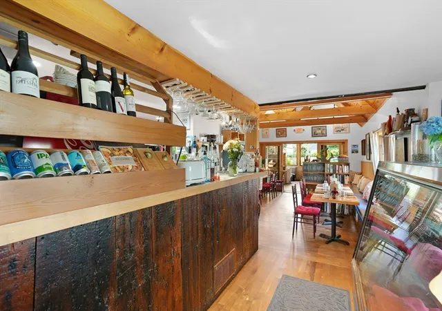 4th image of 218 Upper Main Street, Edgartown, MA 02539 | MLS# 73540958