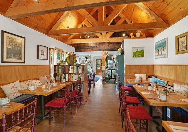 5th image of 218 Upper Main Street, Edgartown, MA 02539 | MLS# 73540958