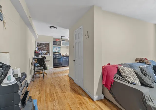 32nd image of 122 Winthrop St, Taunton, MA 02780 | MLS# 73563235