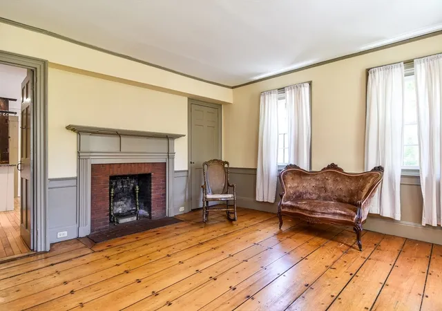 2nd image of 33 Grove Street, Framingham, MA 01701 | MLS# 73526025