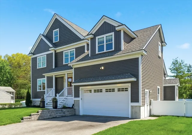 2nd image of 8 Edgewood Rd, Middleton, MA 01949 | MLS# 73521003
