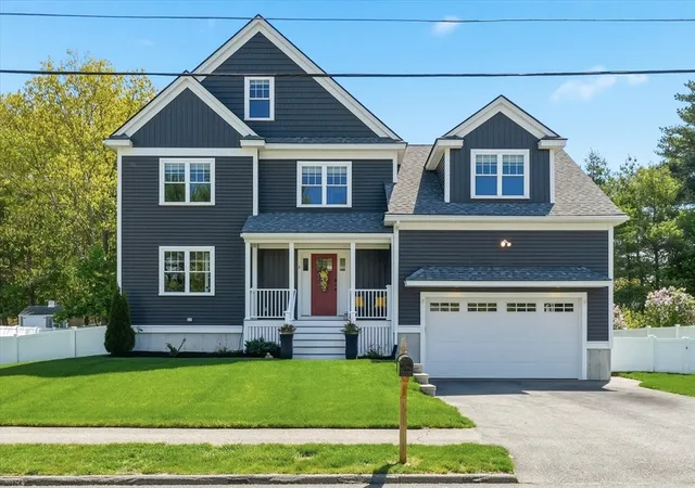 3rd image of 8 Edgewood Rd, Middleton, MA 01949 | MLS# 73521003
