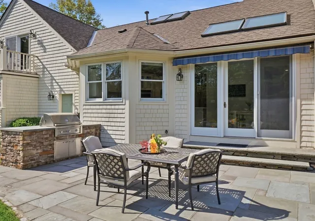 4th image of 59 William St, Andover, MA 01810 | MLS# 73523961