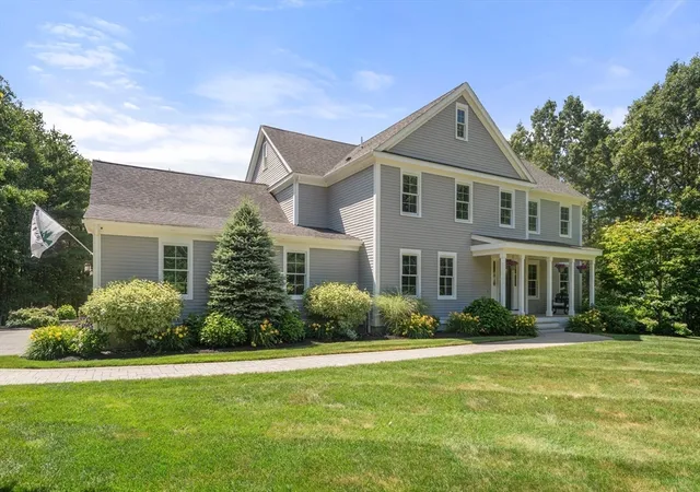 Photo 3 of Sale Pending at 293 Wattaquadock Hl Rd, Bolton, MA 01740 | MLS# 73547872 | Listing updated on 2026-09-11