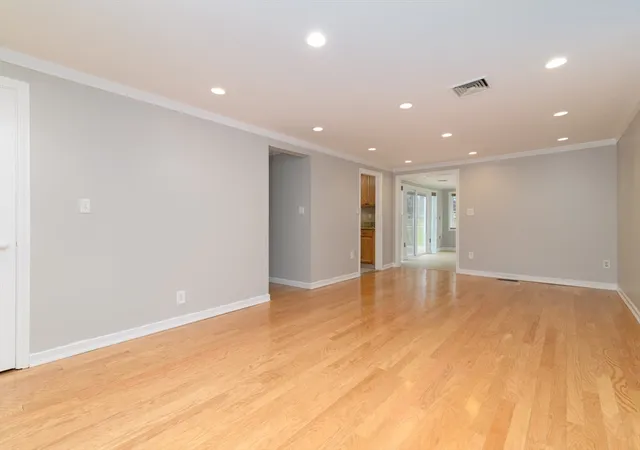 Homes for sale in Weymouth, MA | 92 Mercury St, Weymouth, MA 02188 | MLS# 73495462