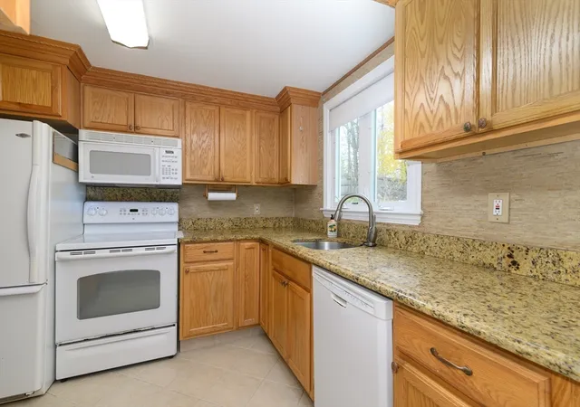 Homes for sale in Weymouth, MA | 92 Mercury St, Weymouth, MA 02188 | MLS# 73495462