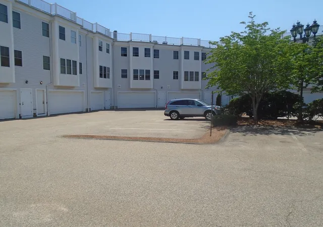 Listing Photo 5 - Condo for sale in building located at 909 Washington St, Norwood, MA 02062 - Unit #8