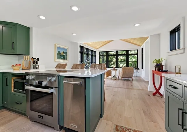 Photo 3 of Sale Pending at 51 Tiffany Rd, Norwell, MA 02061 | MLS# 73570330 | Listing updated on 2026-10-04