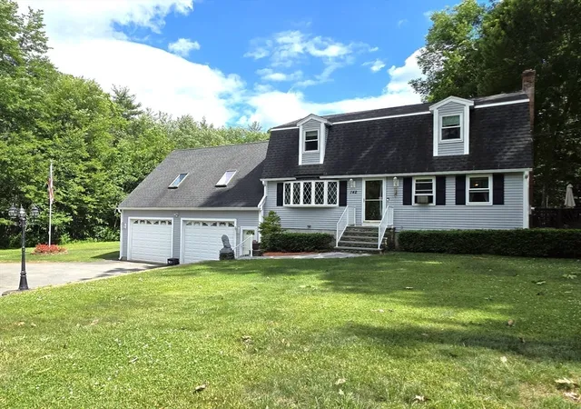 Homes for sale in Templeton, MA | 142 Dudley Rd, Templeton, MA 01468 | MLS# 73539871