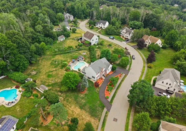 5th image of 24 Sheridan Ln, Tewksbury, MA 01876 | MLS# 73552953