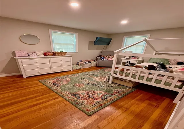 30th image of 72 Handy Rd, Pocasset, MA 02559 | MLS# 73557379