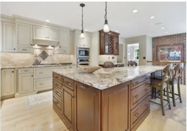 Photo 3 of Single family home for sale at 70 Dover Rd, Longmeadow, MA 01106 | MLS# 73536120 | Listing updated on 2026-08-29