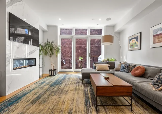 4th image of 46 Clarendon St, Boston, MA 02116