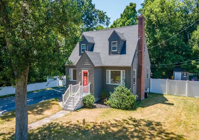 Homes for sale in Hopedale, MA | 14 Nelson Street, Hopedale, MA 01747 | MLS# 73549634