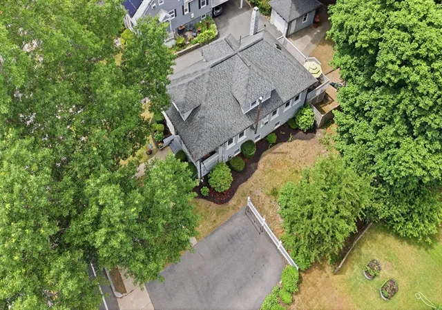 4th image of 371 Washington St, Melrose, MA 02176 | MLS# 73537132