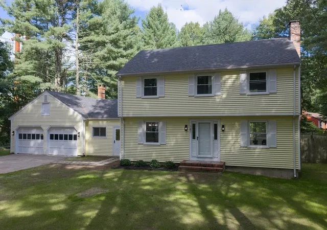 Photo 3 of Sale Pending at 181 Lindsey St, North Attleboro, MA 02760 | MLS# 73569292 | Listing updated on 2026-09-19