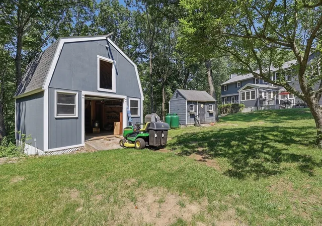 41st image of 73 West Street, Pepperell, MA 01463 | MLS# 73550847