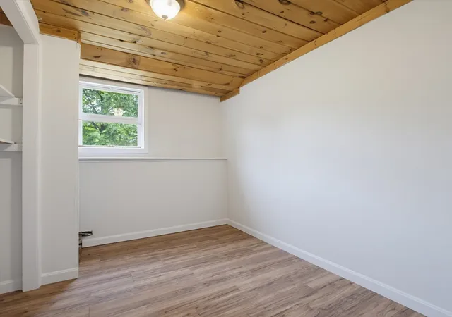 Homes for sale in Warren, MA | 290 Bemis Rd, Warren, MA 01083 | MLS# 73540799