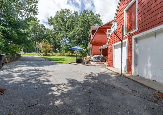 5th image of 15 Trotting Park Rd, Lowell, MA 01854 | MLS# 73559517