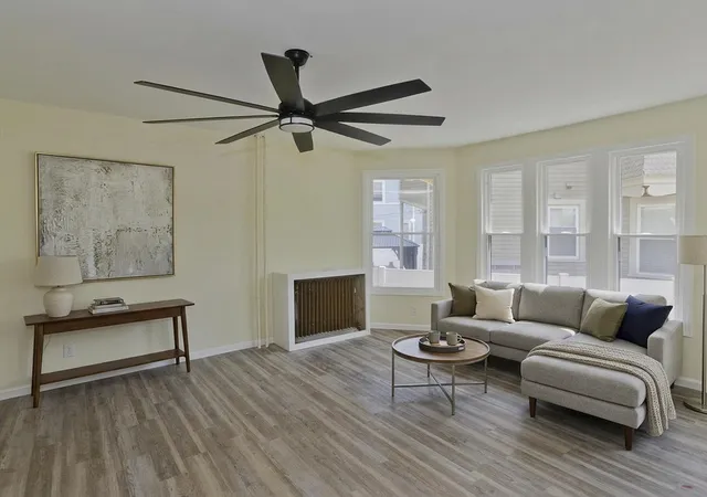 Homes for sale in Springfield, MA | 205 St James Ave, Springfield, MA 01109 | MLS# 73538585