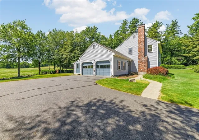 2nd image of 2 Fox Run Rd, Sterling, MA 01564 | MLS# 73533439