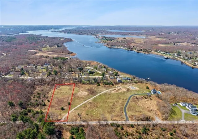 5th image of 8 Ferry Lane, Berkley, MA 02779 | MLS# 73504896