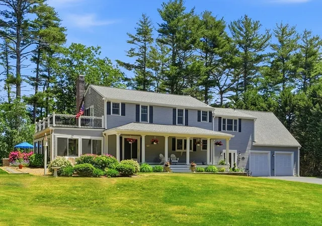 Homes for sale in Duxbury, MA | 1 Flint Locke Dr, Duxbury, MA 02332 | MLS# 73538080