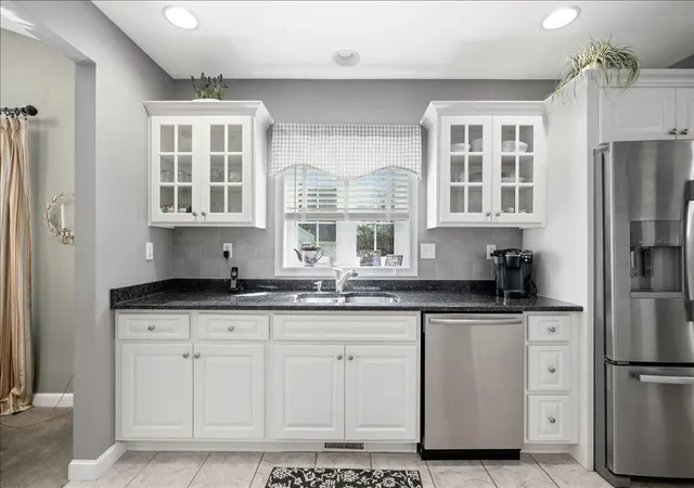 Homes for sale in Southborough, MA | 1 Aspenwood Cir #1, Southborough, MA 01772 | MLS# 73508943