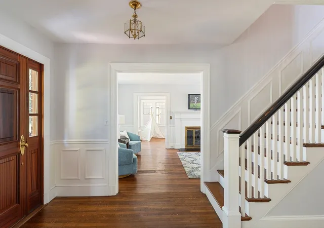 2nd image of 15 Agawam Rd, Waban, MA 02468 | MLS# 73525304