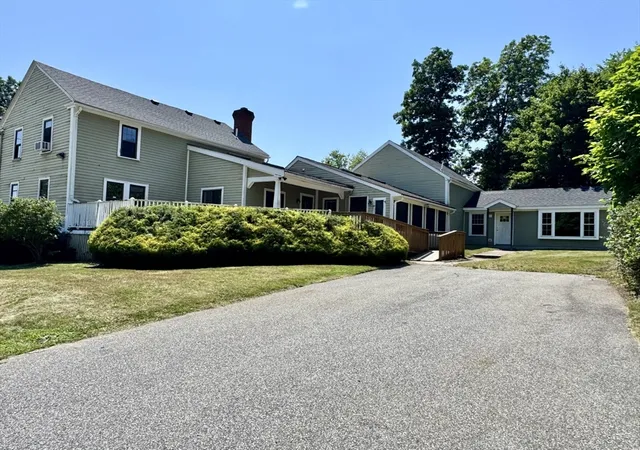 Homes for sale in Haverhill, MA | 987 Broadway, Haverhill, MA 01832 | MLS# 73546489
