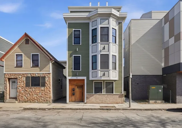 Homes for sale in Boston, MA | 331 Chelsea St #3, Boston, MA 02128 | MLS# 73498515