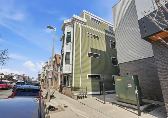 Homes for sale in Boston, MA | 331 Chelsea St, Boston, MA 02128