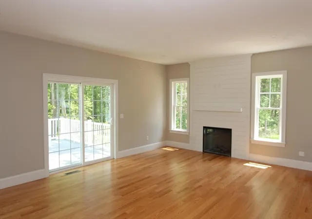 Homes for sale in Upton, MA | 12 Boot Shop Rd, Upton, MA 01568