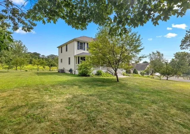 Homes for sale in Upton, MA | 6 Wood St, Upton, MA 01568 | MLS# 73428709