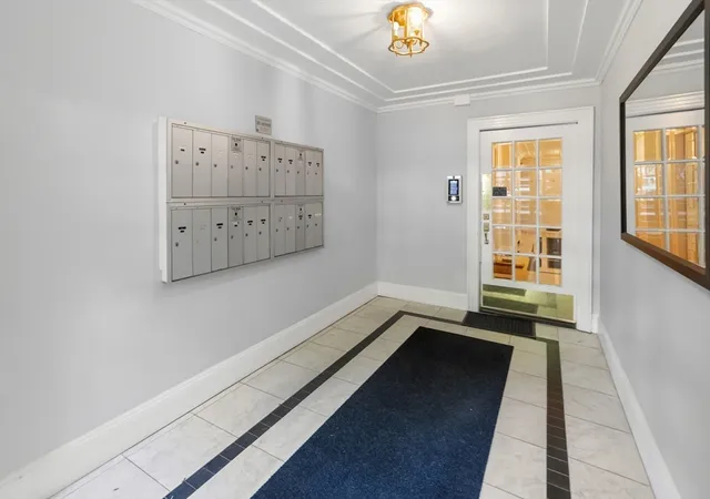 Homes for sale in Boston, MA | 239 Commonwealth Ave, Boston, MA 02116 | Houzeo