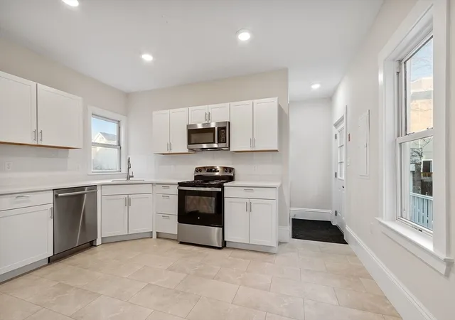 Homes for sale in Somerville, MA | 17 Everett Ave, Somerville, MA 02145 | MLS# 73497908