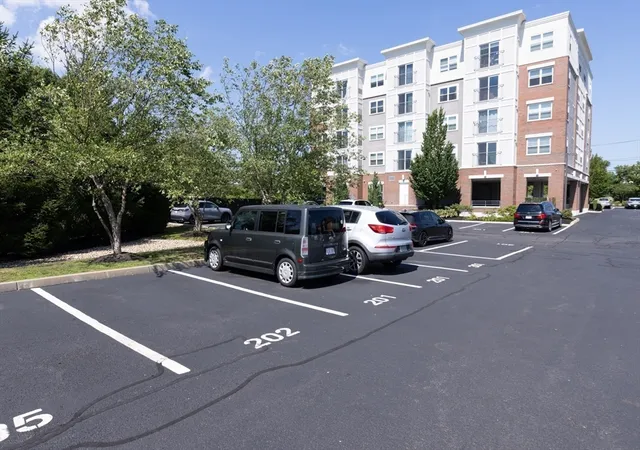 2nd image of 770 Washington Ave, Revere, MA 02151
