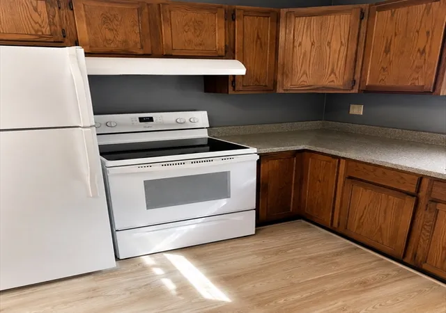 1st image of 96 Brook St #96, Holyoke, MA 01040 | MLS# 73560271