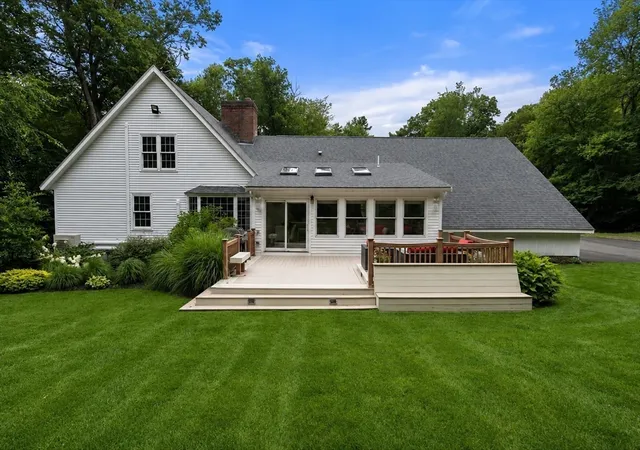 2nd image of 17 Noon Hill Avenue, Norfolk, MA 02056 | MLS# 73559762