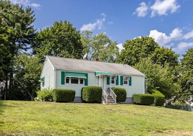 Photo 2 of Sale Pending at 31 Anna Rd, Woburn, MA 01801 | MLS# 73568724 | Listing updated on 2026-09-02