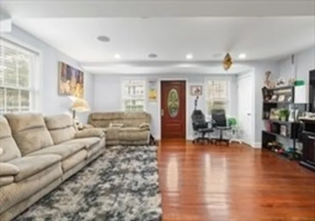 Homes for sale in Peabody, MA | 38-1/2 Ellsworth Rd, Peabody, MA 01960 | MLS# 73545045