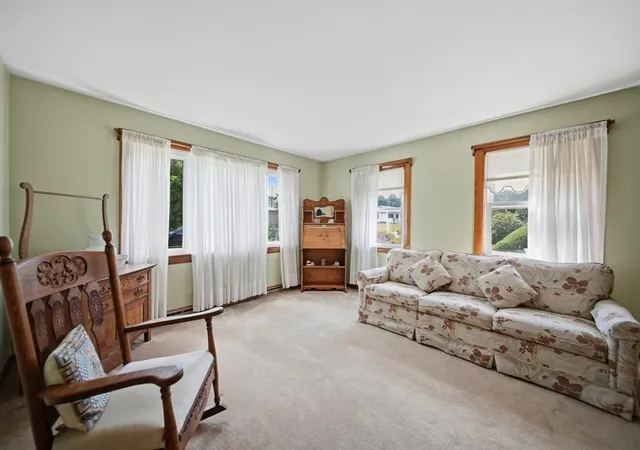 Photo 4 of Sale Pending at 8 Otis Ave, Salem, NH 03079 | MLS# 73564287 | Listing updated on 2026-08-18