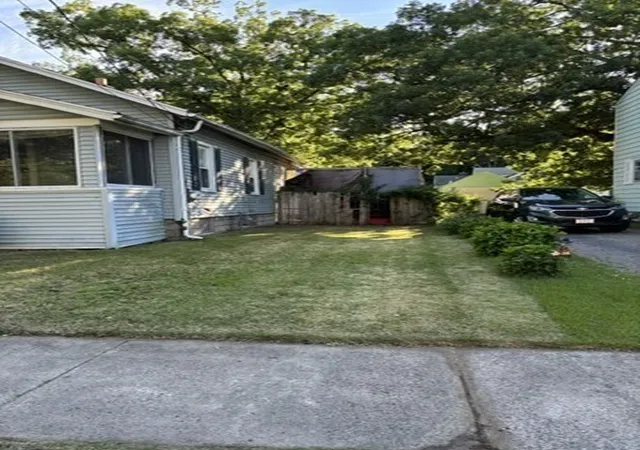 Homes for sale in Springfield, MA | 80 Newhall St, Springfield, MA 01109 | MLS# 73538329