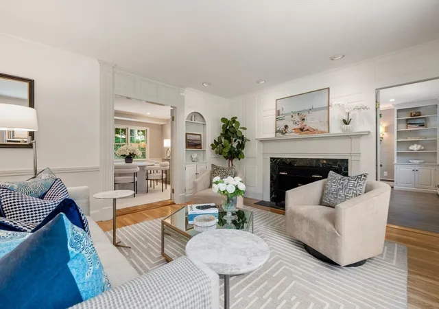 Photo 4 of Sale Pending at 44 Valley Rd, Chestnut Hill, MA 02467 | MLS# 73558881 | Listing updated on 2026-09-10